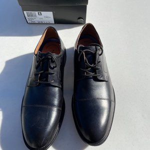 NIB BOSTONIAN (CLARKS) MCKEWEN CAP MEN'S BLACK LEATHER 10W LEATHER SOLE W/NON-SK